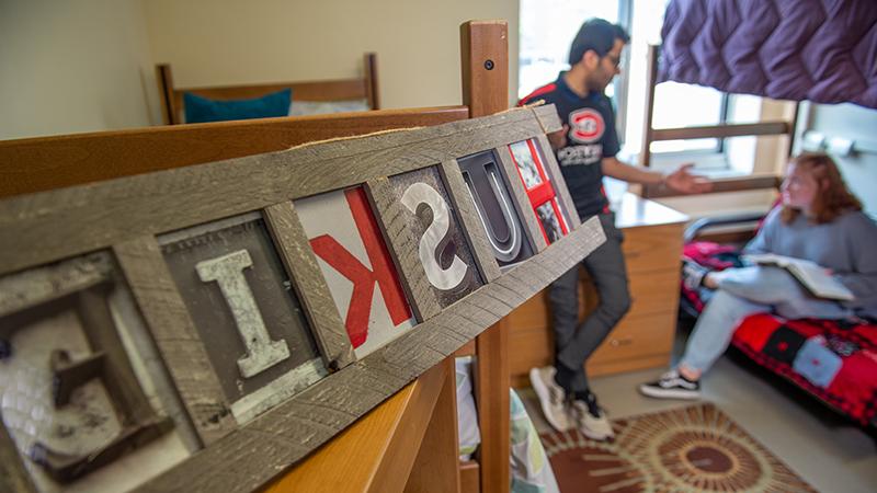 "Huskie" sign in dorm